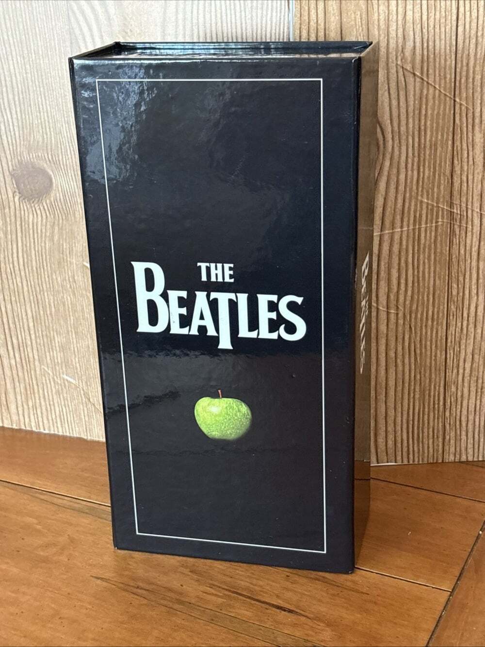 The Beatles 16 CD Box Set  Collection - 16CDs and inserts